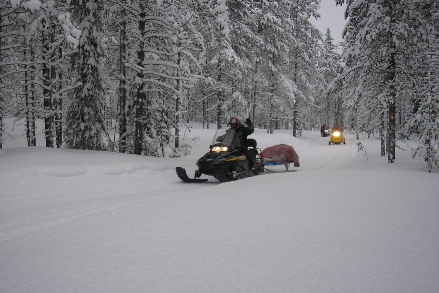 Husky Lodge Safari Finland Snowmobile